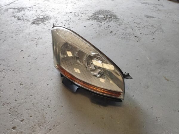 Faro derecho Citroen C4 I Picasso (Fase I, 2007) 2.0 HDi (136 cv) FAP Automatico
