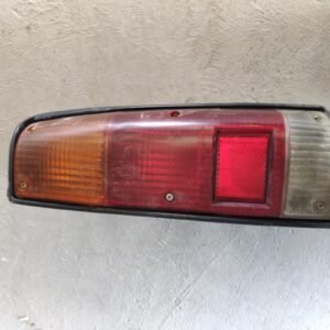 Piloto trasero derecho Isuzu Trooper (UBS) 2.8 TD (UBS55) (106 cv)