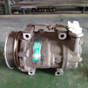 Compresor aire acondicionado Ford Fiesta VI 1.6 TDCi Sport (90 cv)