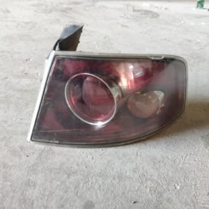 Piloto trasero derecho Seat Ibiza III 1.4 tdi (69 cv)
