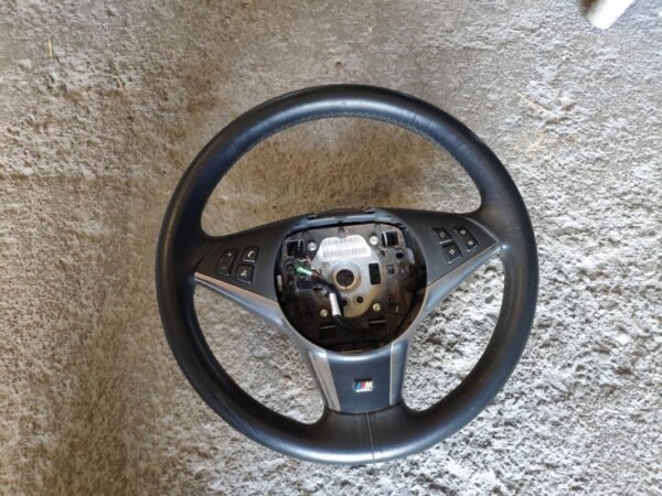 Volante Bmw Serie 6 (E63) 645 Ci (333 cv)
