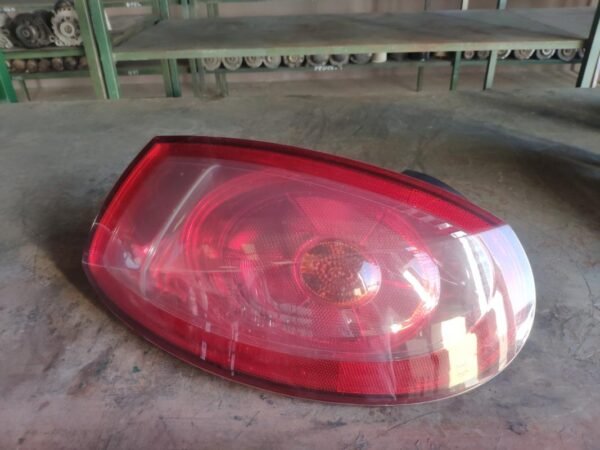 Piloto trasero izquierdo Fiat Bravo II 1.9 MultiJet (120 cv)