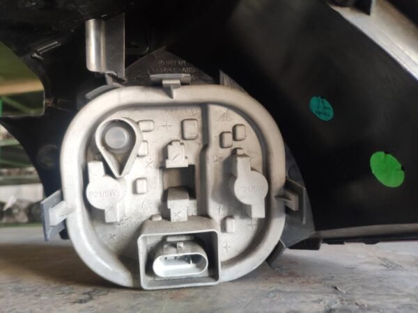 Piloto trasero izquierdo Fiat Bravo II 1.9 MultiJet (120 cv) - Imagen 2