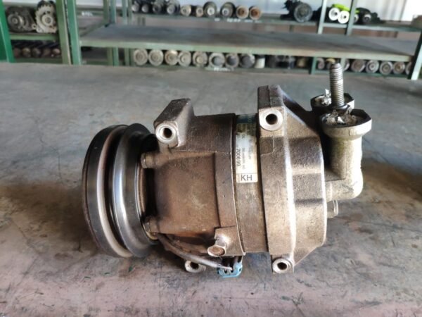 Compresor aire acondicionado Kia Rio I Hatchback (DC) 1.5i 16V (98 cv)