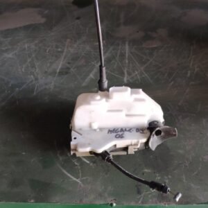 Cerradura puerta delantera izquierda Renault Megane II 1.5 dCi (101 cv)