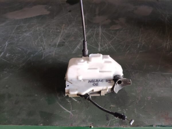 Cerradura puerta delantera izquierda Renault Megane II 1.5 dCi (101 cv)