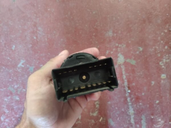 Mando luces Audi A4 (B7 8E) 2.0 TDI (140 cv) Multitronic - Imagen 2