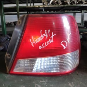 Piloto trasero derecho Hyundai Accent II 1.5 CRDi (82 cv)