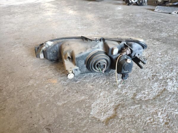 Faro derecho Peugeot 206 2.0 HDI (90 cv) - Imagen 2