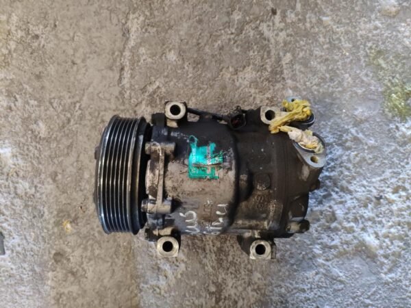 Compresor aire acondicionado Ford Focus II Hatchback 1.6 TDCi (90 cv)