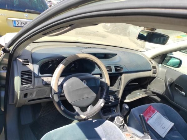 Despiece Renault Laguna II 1.9 dCi (120 cv) 2002 - Imagen 5