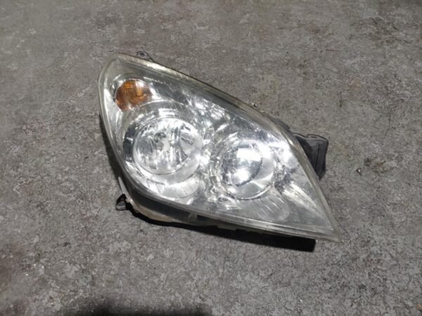Faro derecho Opel Astra H 1.3 CDTI (90 cv)