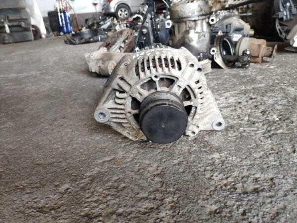 Alternador Renault Megane I (Fase II, 1999) 1.9 dTi (80 cv)