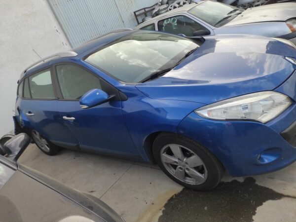 Despiece Renault Megane III Grandtour 1.5 dCi (110 cv) FAP 2011 - Imagen 2