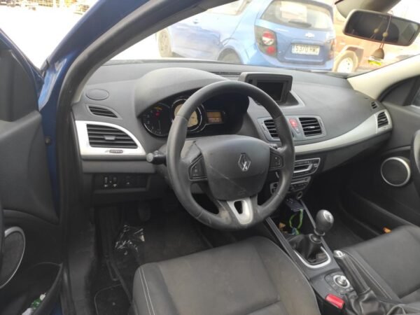 Despiece Renault Megane III Grandtour 1.5 dCi (110 cv) FAP 2011 - Imagen 5