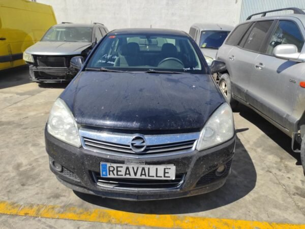 Despiece Opel Astra H Sedan 1.7 CDTI (110 cv) 2012