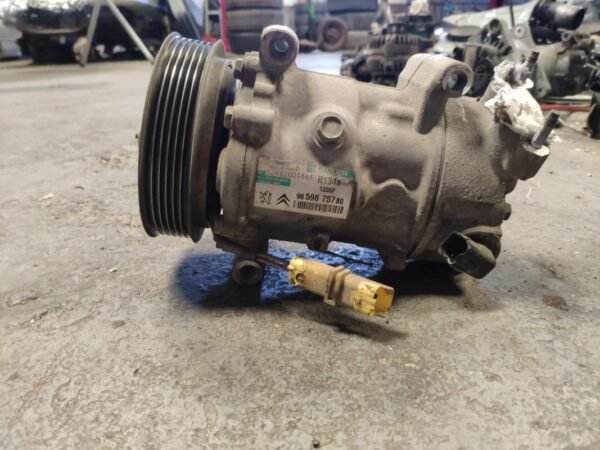 Compresor aire acondicionado Peugeot 207 1.4 HDi (70)