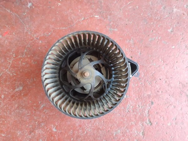Ventilador calefacción Peugeot 406 (8) 2.0 HDI (110 cv) - Imagen 2