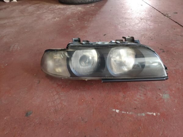 Faro derecho Bmw Serie 5 (E39, Versión 2000) 530d (193 cv)