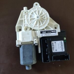 Motor elevalunas trasero derecho Audi A3 (8P) 2.0 TDI (140 cv)