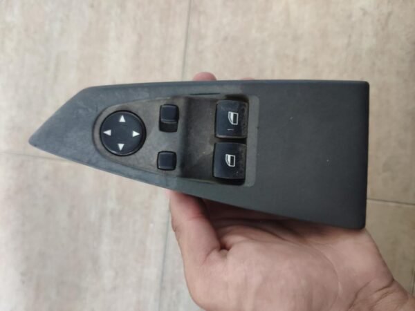 Mando elevalunas delantero izquierdo Bmw Serie 6 (E63) 645 Ci (333 cv) Automatico