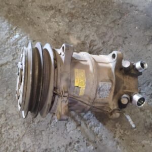 Compresor aire acondicionado Ford Maverick (UDS,UNS) 2.4 12V (5 dr) (124 cv)