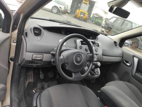 Despiece Renault Grand Scénic II (JM0/1_) 1.9 dCi (JM14) (131 cv) 2007 - Imagen 5