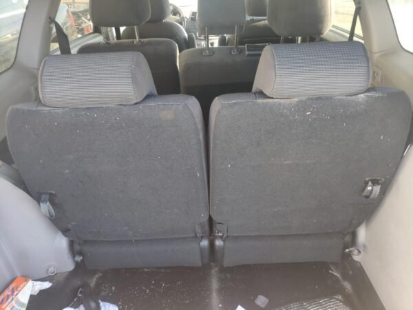 Asiento tercera Fila Mitsubishi Grandis 2.0 DI-D (136 cv) - Imagen 3
