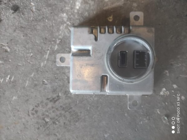 Centralita faros xenon Audi A4 (B8 8K) 2.0 TDI (143 cv) - Imagen 2