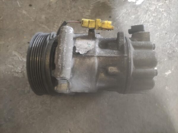 Compresor aire acondicionado Peugeot 308 I 1.6I HDi FAP (109 cv)