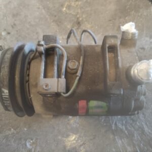 Compresor aire acondicionado Audi 80 V (B4) 2.3 E (133 cv)