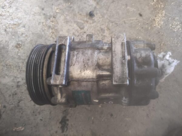Compresor aire acondicionado Ford C-MAX 1.6 TDCi (109 cv)
