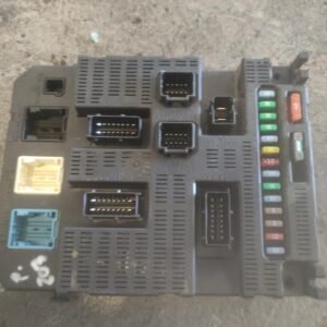 Caja de reles / fusibles Peugeot 207 1.6 HDi (110 cv)