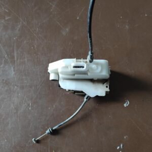 Cerradura puerta delantera derecha Citroen C3 I (Fase I, 2002) 1.4i (73 cv)