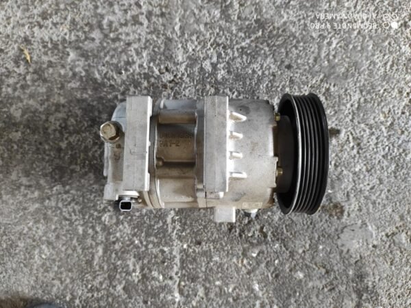 Compresor aire acondicionado Kia Carens IV 1.6 16V GDI (135 cv)