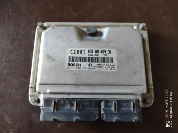 Centralita motor uce Audi A3 (8L) Versión 2000 1.9 TDI (100 cv)