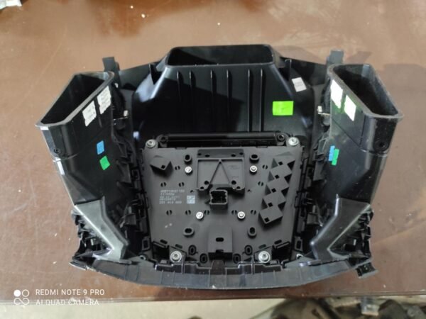 Sistema audio / Radio CD Ford Focus III Wagon 1.6 TDCi (115 cv) - Imagen 2