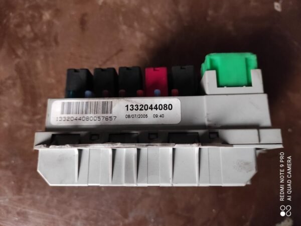 Caja de reles / fusibles Citroen Jumper Furgón (244) 2.0 HDI (84 cv) - Imagen 2