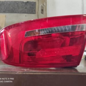 Piloto trasero derecho Audi A4 (B8 8K) 2.0 TDI (143 cv)