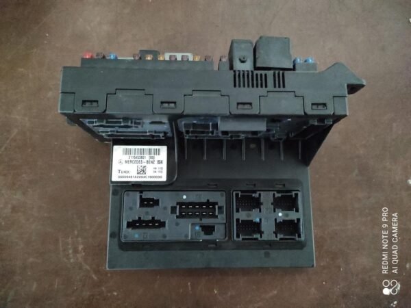 Caja de reles / fusibles Mercedes Benz CLS coupe (C219) CLS 350 (272 cv) G-TRONIC