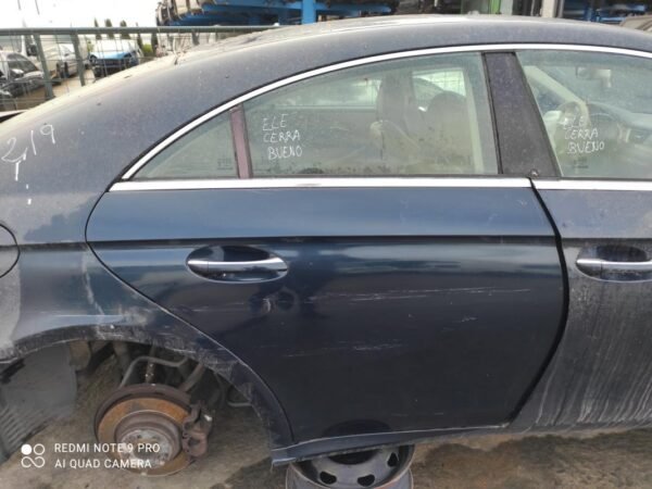 Puerta trasera derecha Mercedes Benz CLS coupe (C219) CLS 350 (272 cv) G-TRONIC