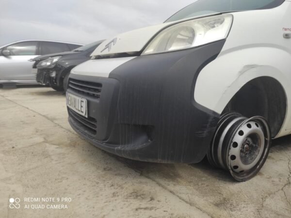 Paragolpe delantero Citroen Nemo 1.3 HDi 75 (75cv) - Imagen 3
