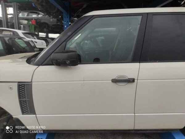 Puerta delantera izquierda Land Rover Range Rover III (Versión 2005) 4.4 i V8 32V (306 cv)