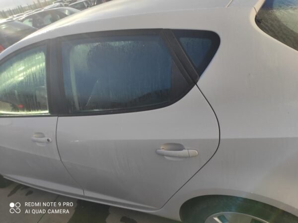 Puerta trasera izquierda Seat Ibiza IV (Versión 2012) 1.2 TSI (105 cv)