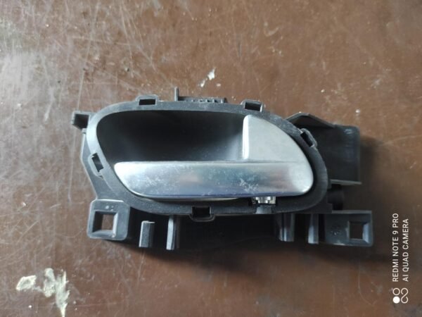 Maneta interior delantera derecha Citroen C4 II Hatchback (Fase II, 2015) 1.6 BlueHDi (99 cv)