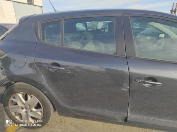 Puerta trasera derecha Renault Megane III 1.5 dCi (90 cv) FAP