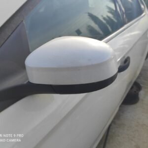 Retrovisor izquierdo Ford Mondeo III Hatchback 2.0 TDCi (140 cv)