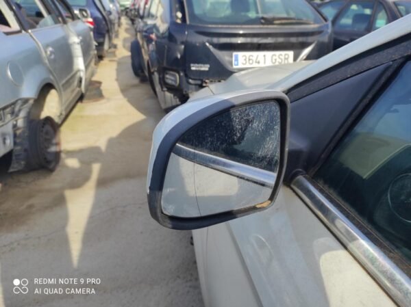 Retrovisor izquierdo Ford Mondeo III Hatchback 2.0 TDCi (140 cv) - Imagen 2