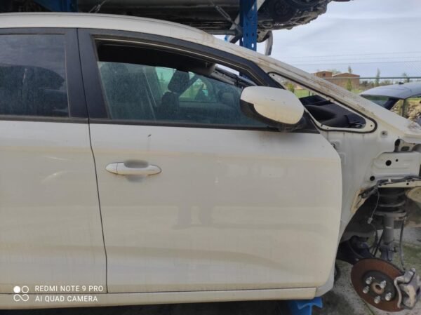 Puerta delantera derecha Kia Carens IV 1.6 16V GDI (135 cv)