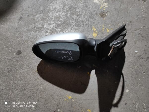 Retrovisor izquierdo Fiat Bravo II 1.9 MultiJet (120 cv)